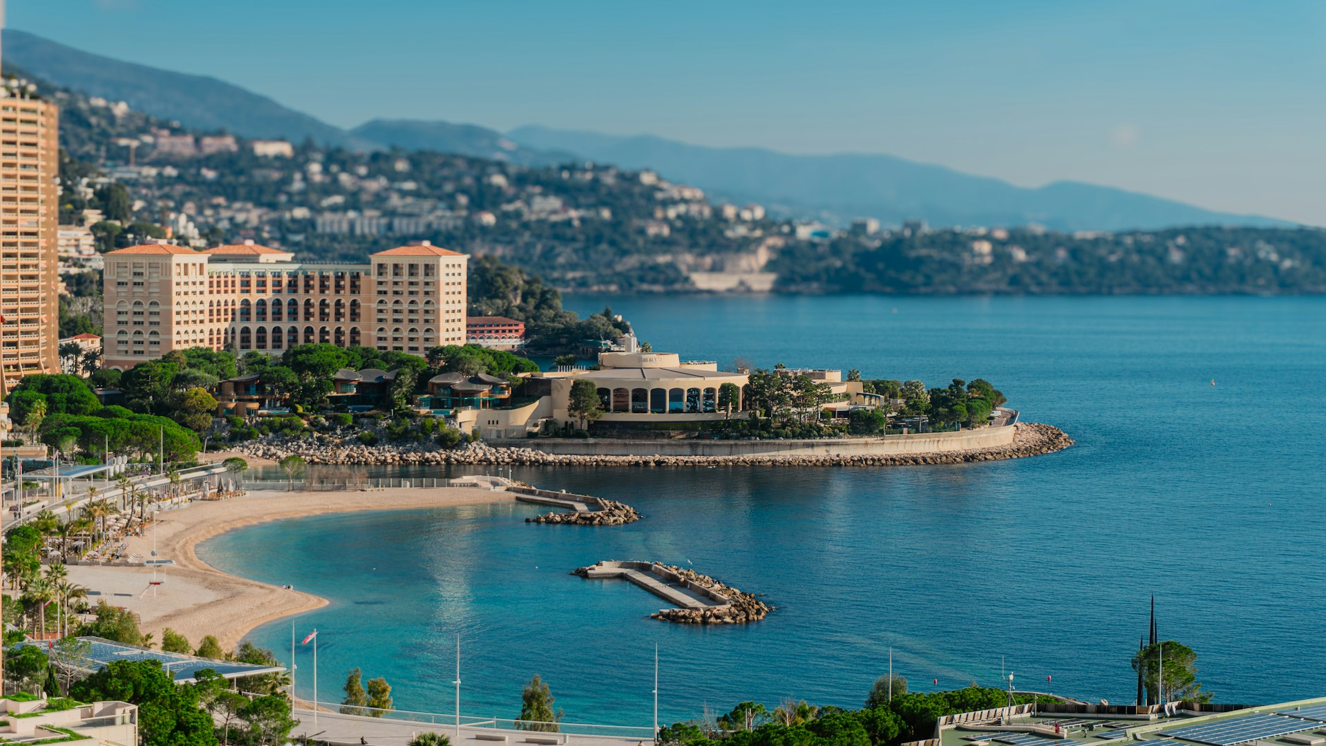 Monaco Hotel Security